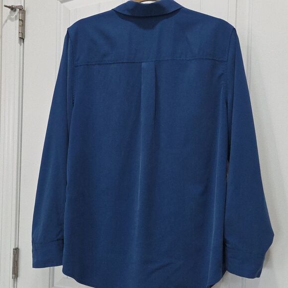 Chico’s Womans Size 2 Button Up Blue Blouse, Tunic - Picture 5 of 5